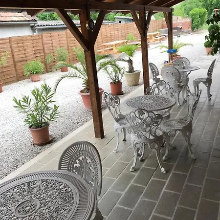 Apartman Erna *