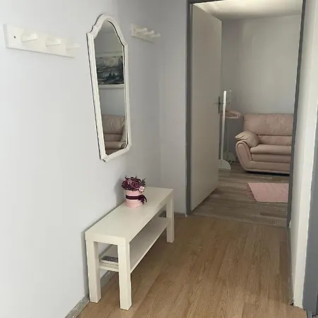 Erna Apartman *