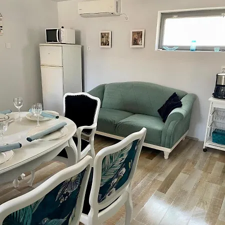 Erna Apartman