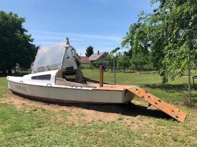 Erna Apartment Balatonlelle